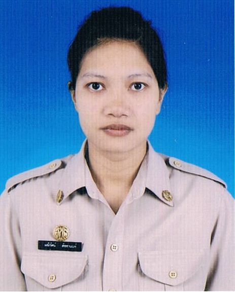 นางมณัีรัตน์  ศรีงาม