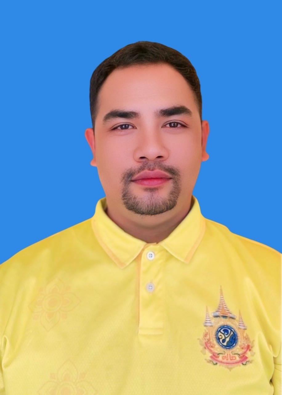 นายศราวุธ  จิตรหาญ
